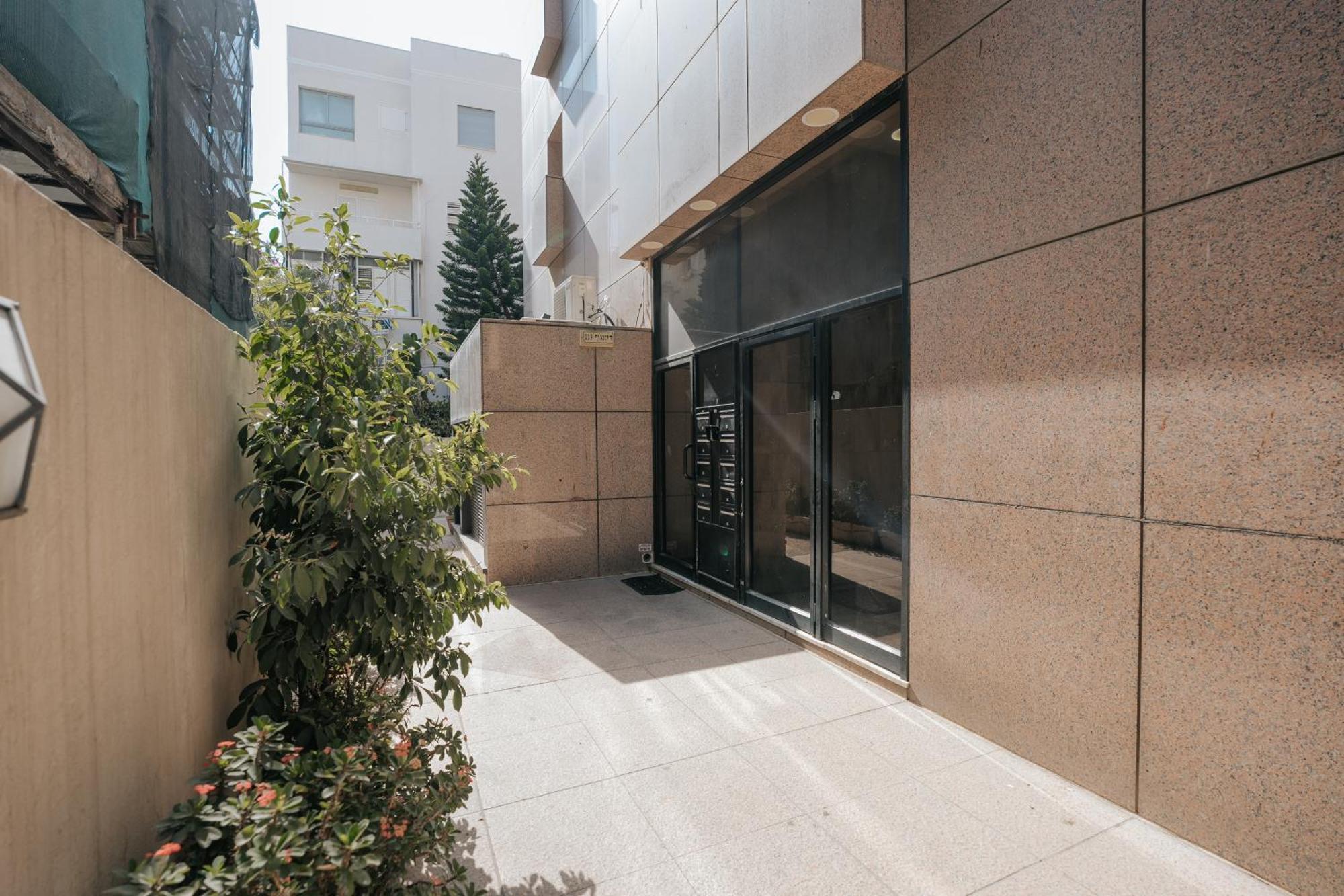 Meir Dizengoff Residence With Shelter Tel Awiw Zewnętrze zdjęcie